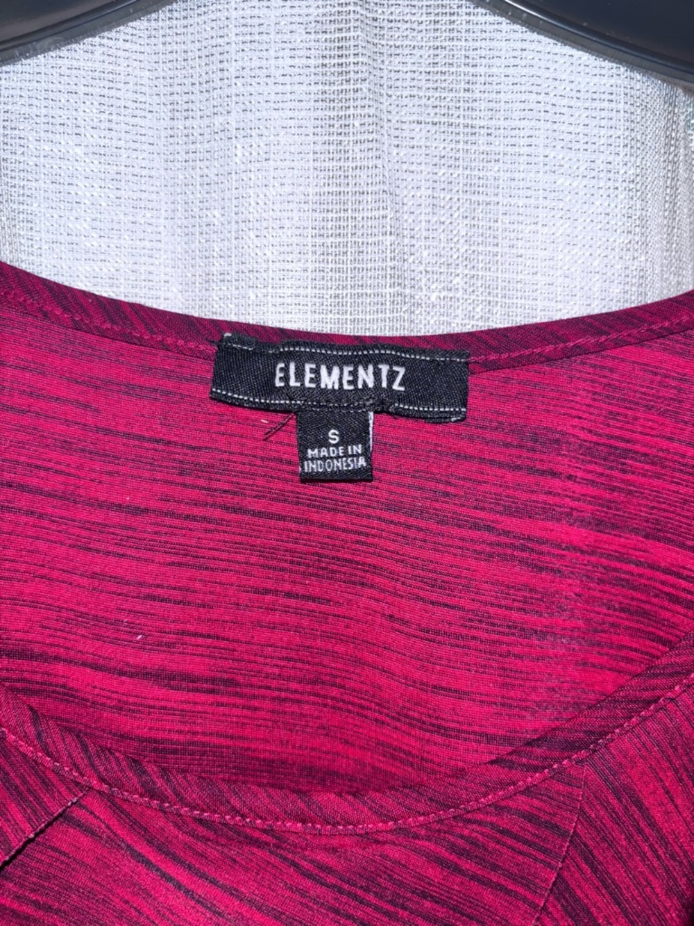 Elementz Raspberry Pink Ruffled Short Sleeve Top - Picture 2 of 3